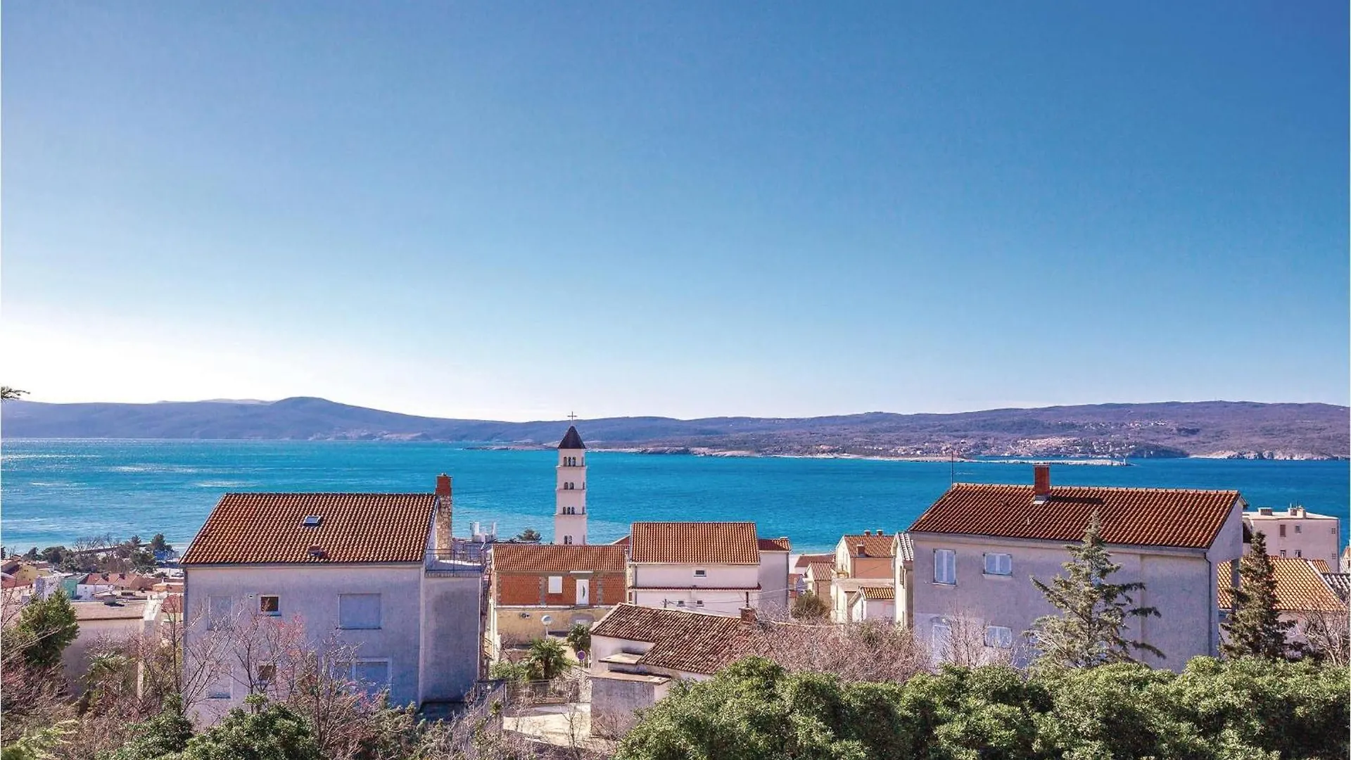 2 Bedroom Stunning Apartment In Crikvenica
